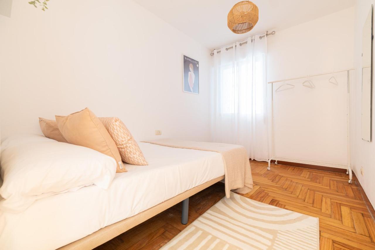Amplia Vivienda Con Garaje Apartamento Vigo Exterior foto