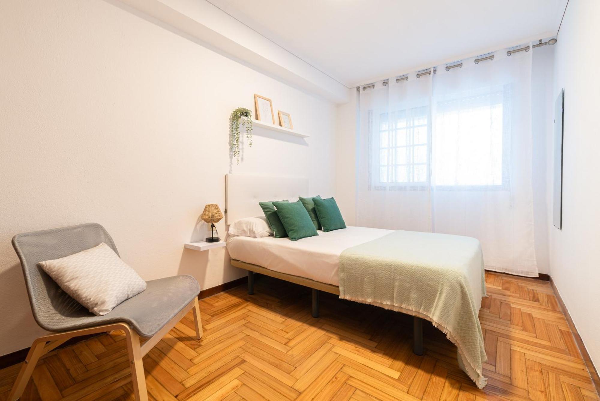 Amplia Vivienda Con Garaje Apartamento Vigo Exterior foto